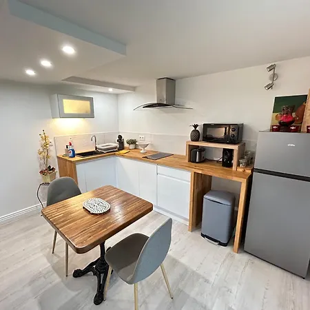 公寓 Appart-one Terrasse Jacuzzi Parking 卡尔卡松