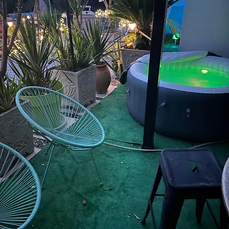 アパート Appart-one Terrasse Jacuzzi Parking カルカソンヌ