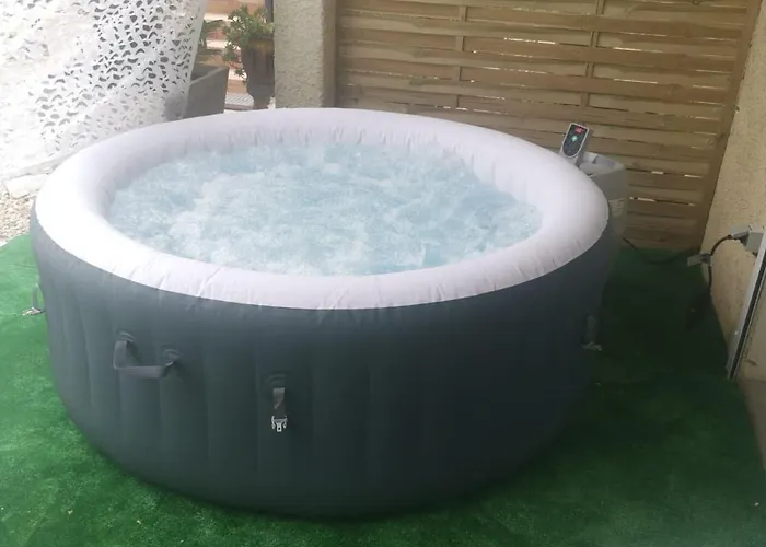 Appart-one Terrasse Jacuzzi Parking *
