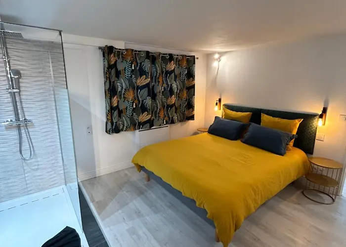 Апартаменты Appart-one Terrasse Jacuzzi Parking *