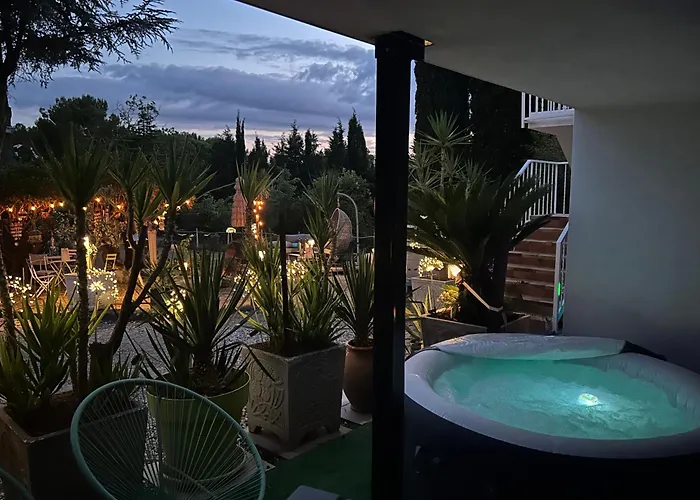 Appart-one Terrasse Jacuzzi Parking * Carcasona